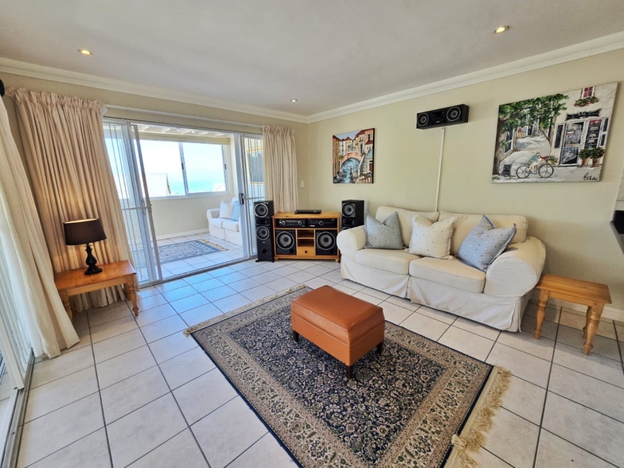 3 Bedroom Property for Sale in Cola Beach Western Cape
